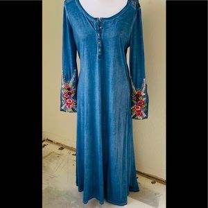 Soft Surroundings embroidered blue Maxi M
